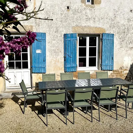Grand Au Calme Avec Piscine Chauffée Casa vacanze